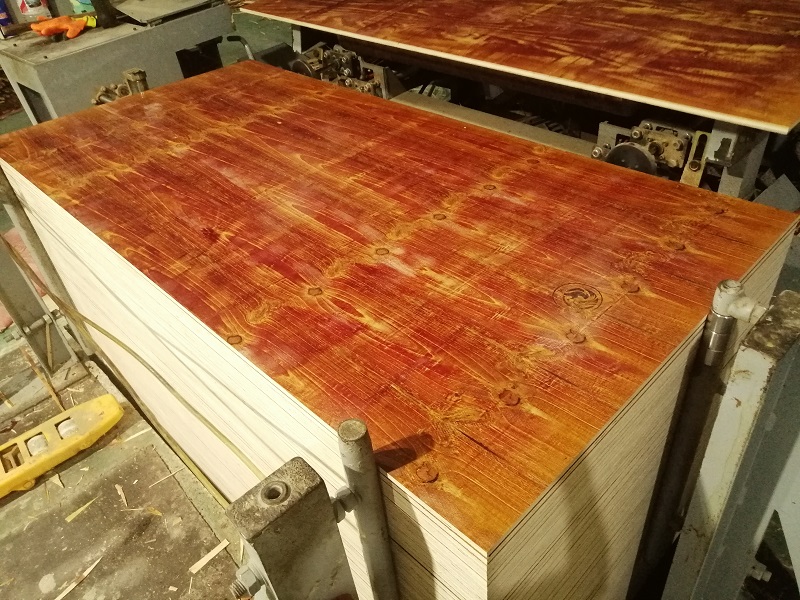 建筑模板顏色為啥會越來越深插圖1 建筑模板顏色為啥會越來越深插圖1